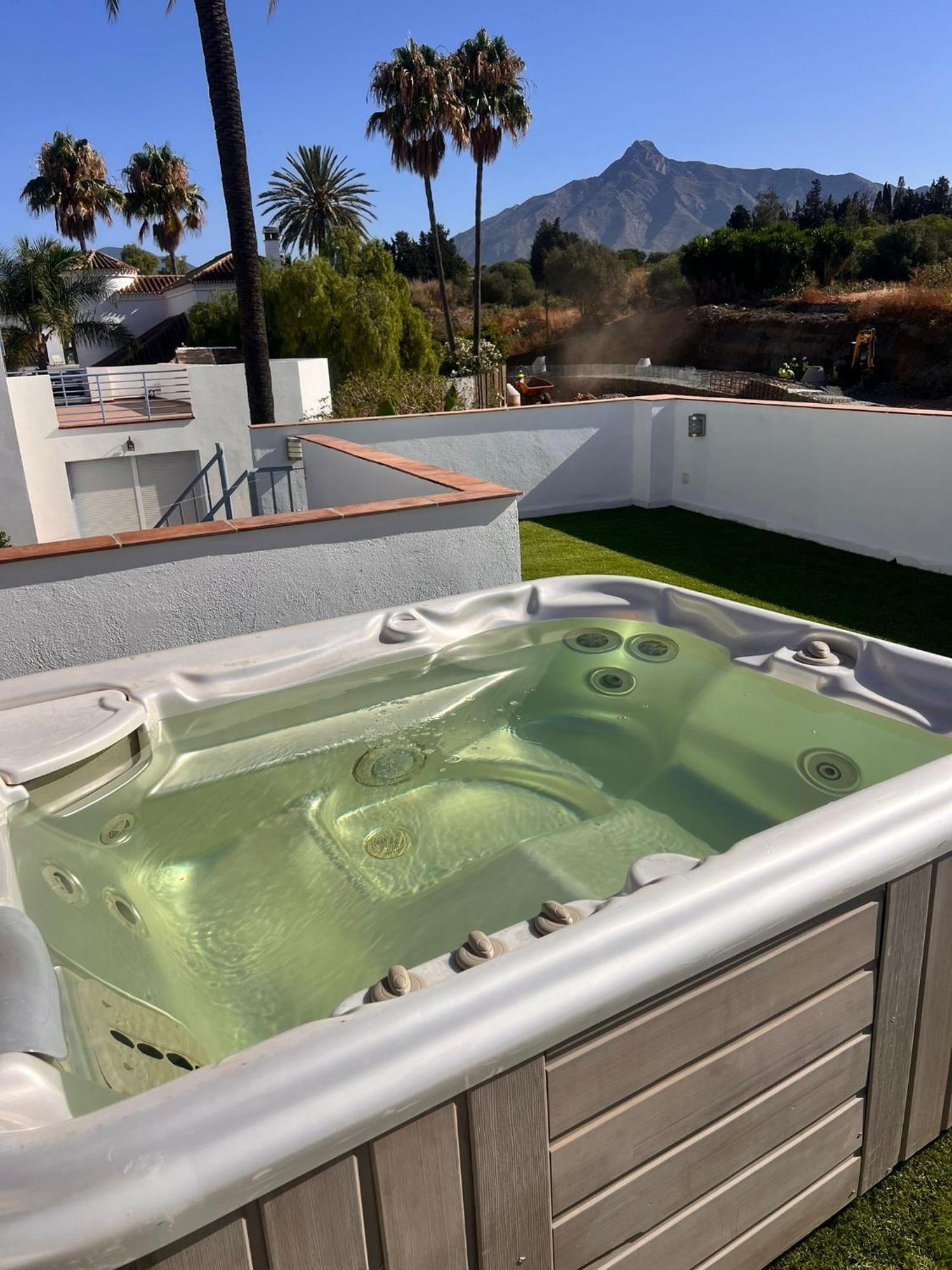 Puerto Banus Jacuzzi Close To Breath And Marbella Arena Ngoại thất bức ảnh