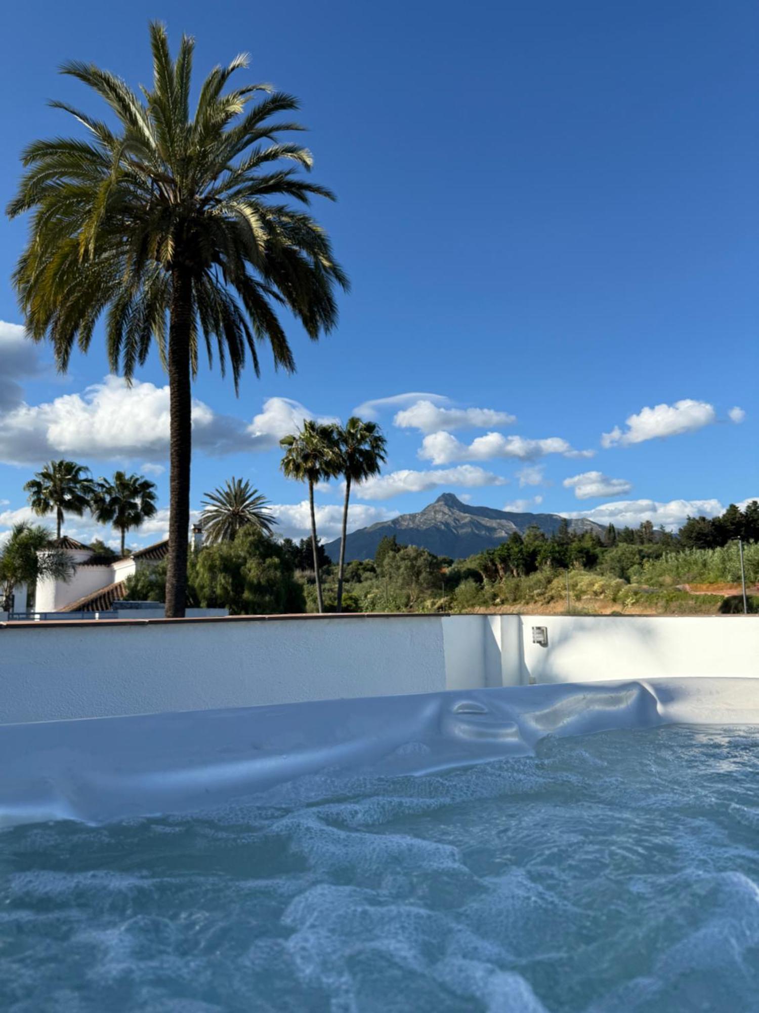Puerto Banus Jacuzzi Close To Breath And Marbella Arena Ngoại thất bức ảnh